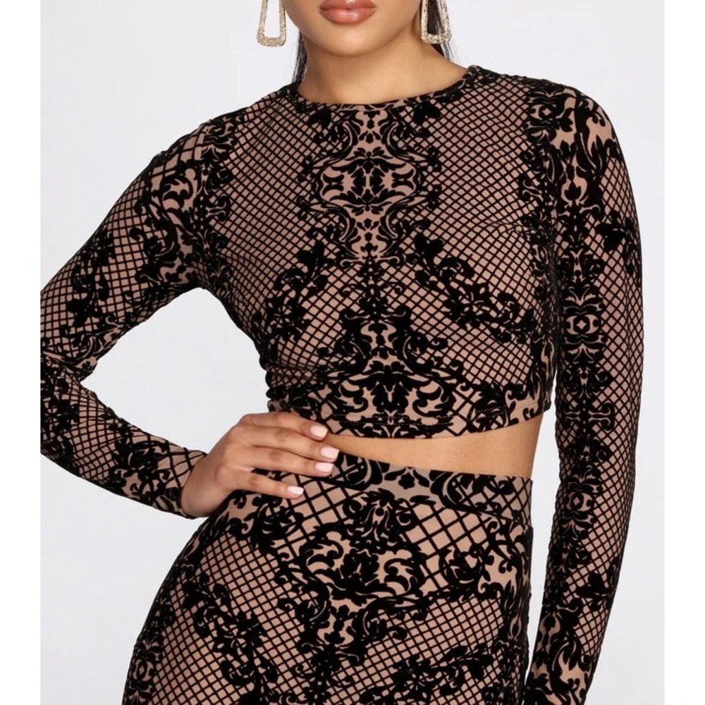 Windsor Major Style Status Crop Top Size L ?? Y2K Style
